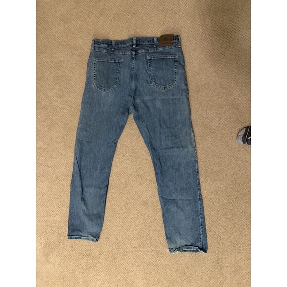 Men’s Wrangler Jeans Regular Fit Straight Leg 40 X 32 Denim - Picture 2 of 5